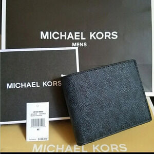 🎄🎁ALERT Michael Kors Men's Black Jet Set Signature Andy Billfold Pocket